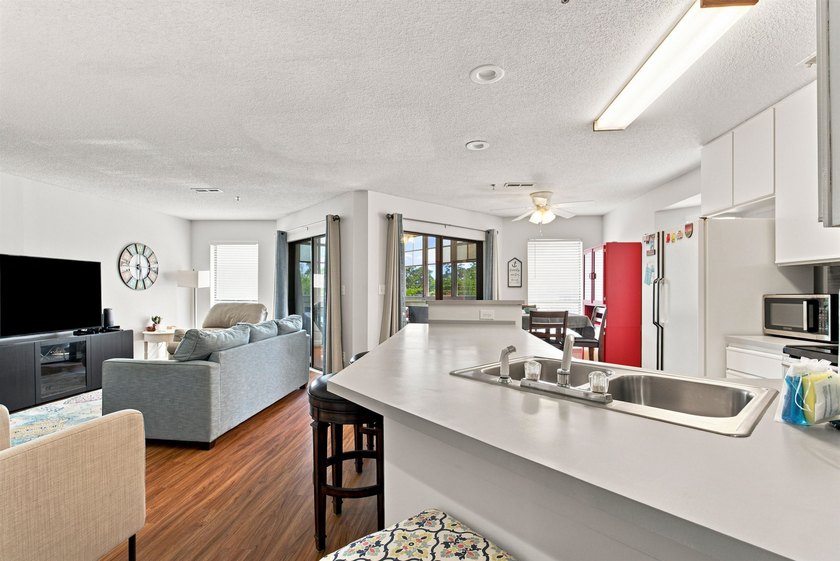 Welcome to your coastal retreat and/or fantastic investment - photo 25