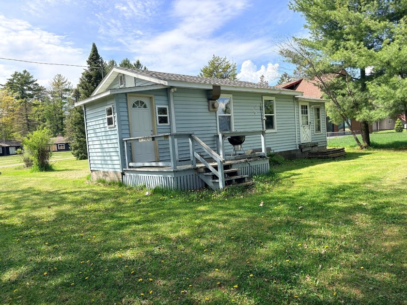 This 2-bedroom Cabin is located on level sandy shores on Pelican - photo 17