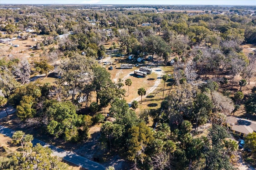 Welcome to your own piece of paradise across from Lake Apopka - photo 9