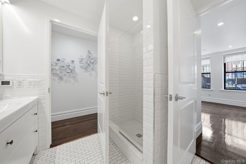 A newly gut-renovated boutique condominium offering - photo 9