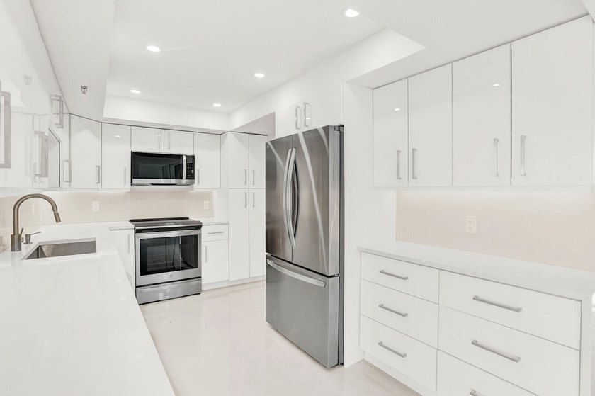Introducing Residence F-604, an exceptional 2BR/2BA condominium - photo 17