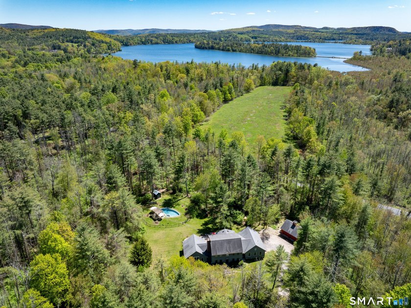 The Ultimate Entertainer's Estate! If your life centers around - photo 3