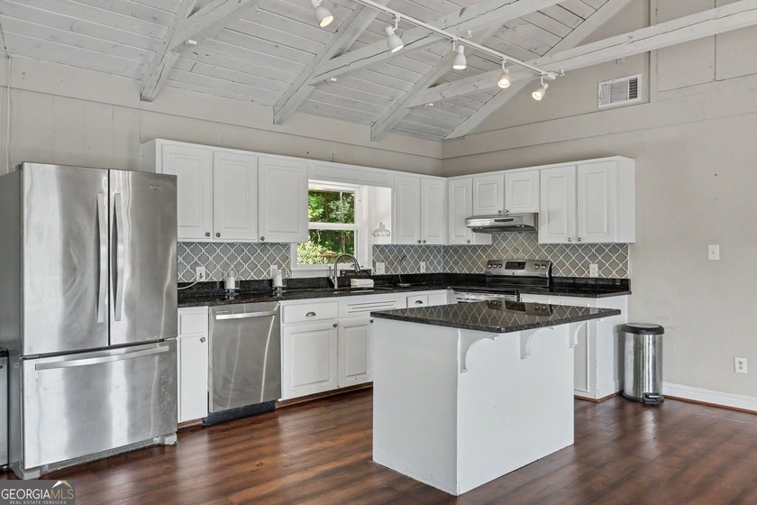 Stunning Mountain Retreat with Panoramic Views &amp; Spacious - photo 13
