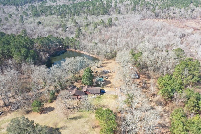 Private location. Nice home that needs some love. Over 47 acres - photo 16