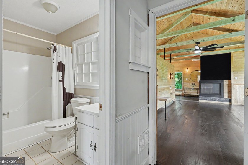 Stunning Mountain Retreat with Panoramic Views &amp; Spacious - photo 21