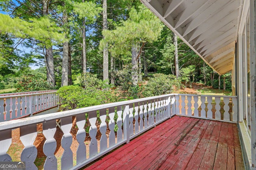 Stunning Mountain Retreat with Panoramic Views &amp; Spacious - photo 37