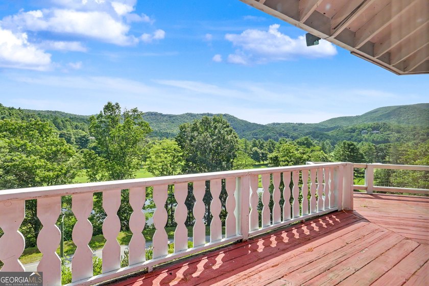 Stunning Mountain Retreat with Panoramic Views &amp; Spacious - photo 40