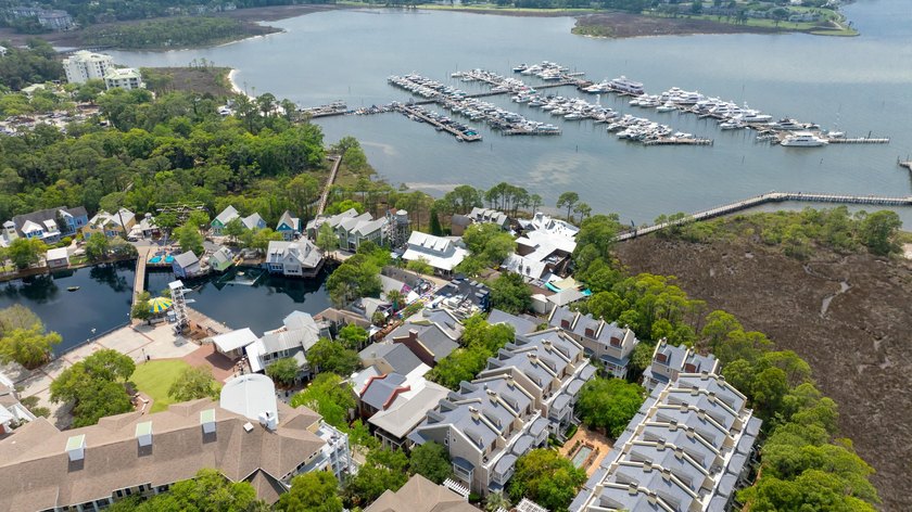 PRICED TO SELL!!! Welcome to this quintessential Baytowne Wharf - photo 50