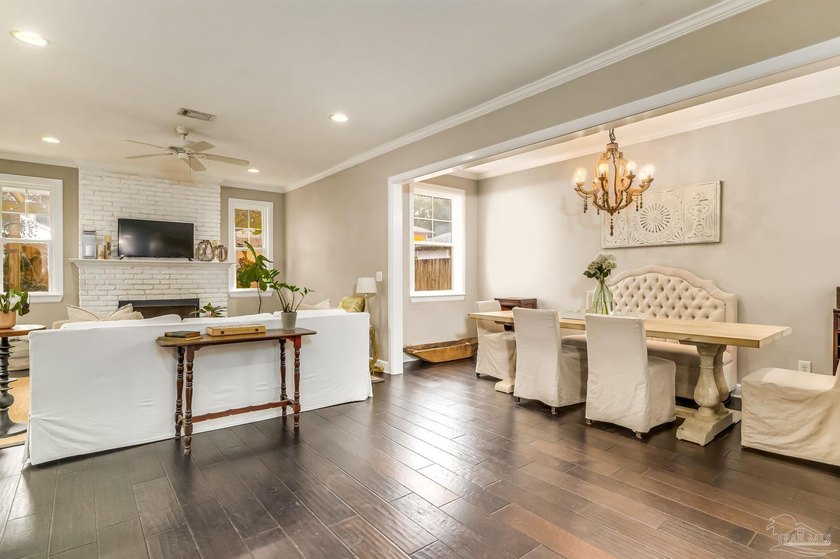 OPEN HOUSE THIS SUNDAY 11:00AM - 1:00PMe see this inviting - photo 8