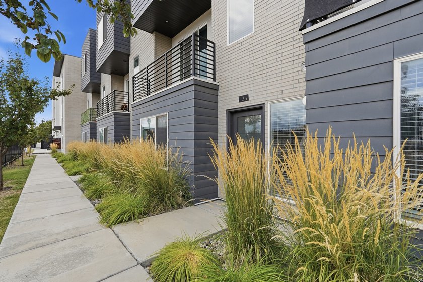 Sleek, sophisticated, and steps from everything downtown SLC has - photo 4