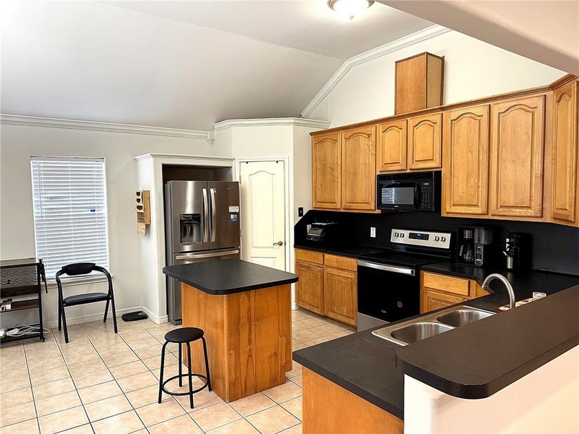 Welcome to 2534 Bevecrest Drive, a charming home on a quiet - photo 3