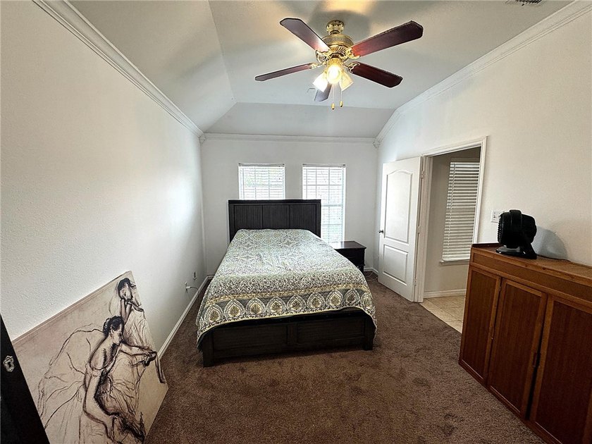 Welcome to 2534 Bevecrest Drive, a charming home on a quiet - photo 7