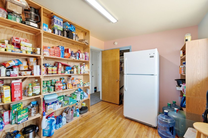Welcome home to this 5-bedroom, 2-bath home in the heart of - photo 8
