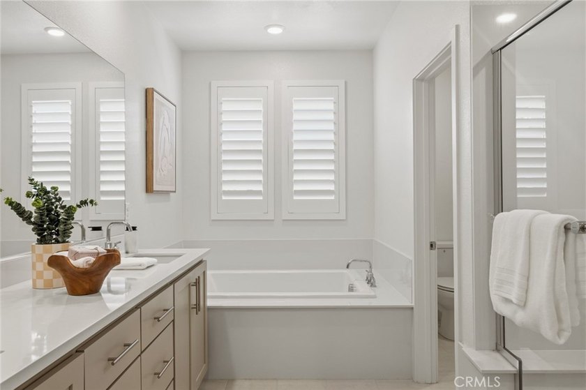 New Price Adjustment - Exceptional Value for this Model. One of - photo 13