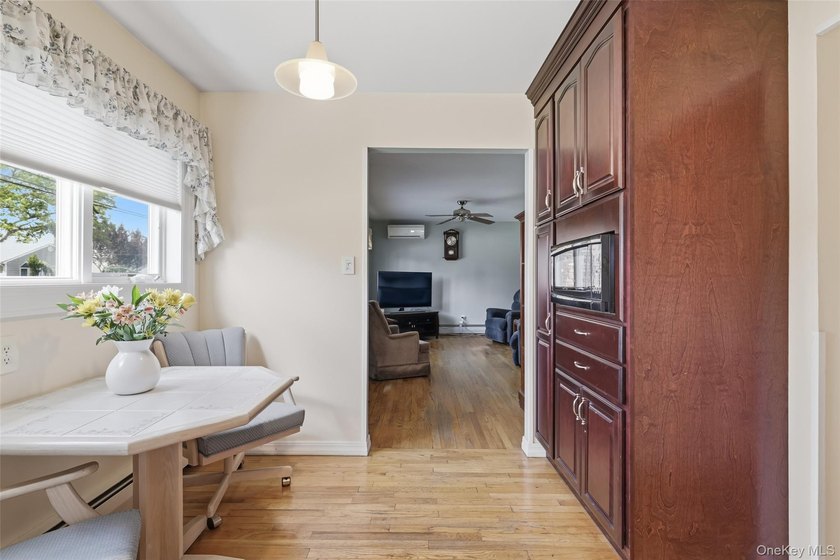 Welcome to this charming 3 Bedroom Ranch nestled in the heart of - photo 18