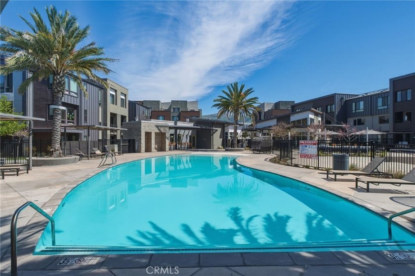 New Price Adjustment - Exceptional Value for this Model. One of - photo 24