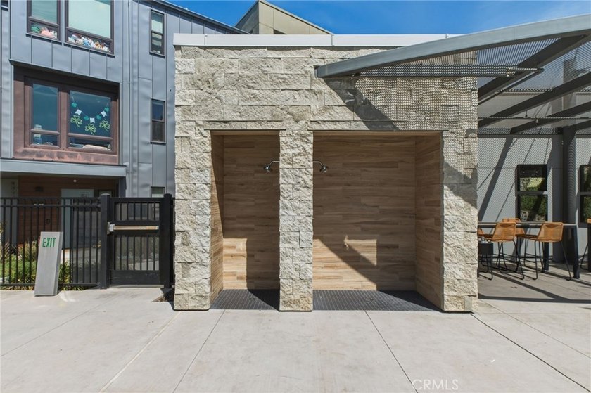 New Price Adjustment - Exceptional Value for this Model. One of - photo 26