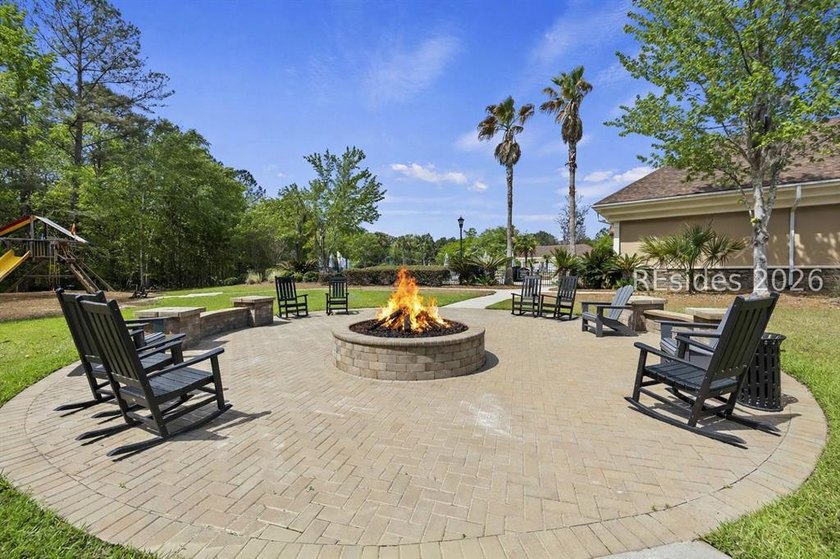 Rare single-story ranch home with FULL lagoon frontage on an 11 - photo 36