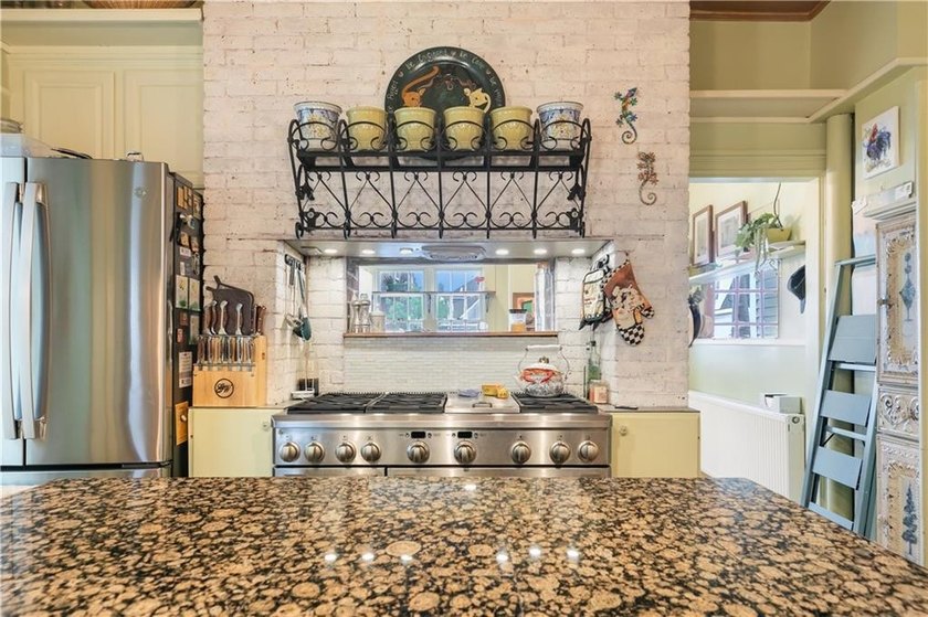 This stately 15-room residence, encompassing over 3,500 square - photo 14