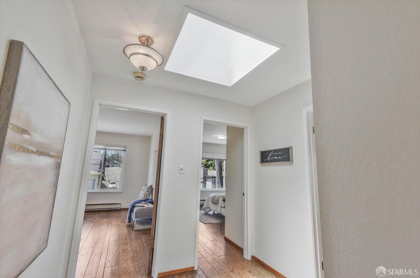 Outstanding 3-unit view building. Top unit penthouse features - photo 17