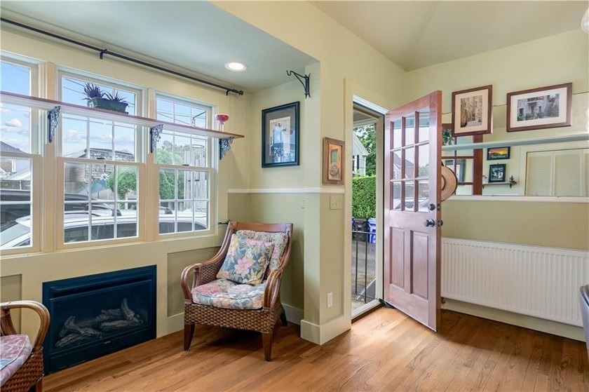 This stately 15-room residence, encompassing over 3,500 square - photo 20