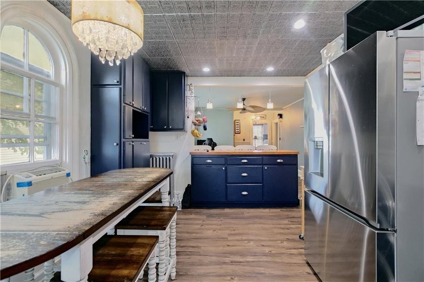 This stately 15-room residence, encompassing over 3,500 square - photo 23
