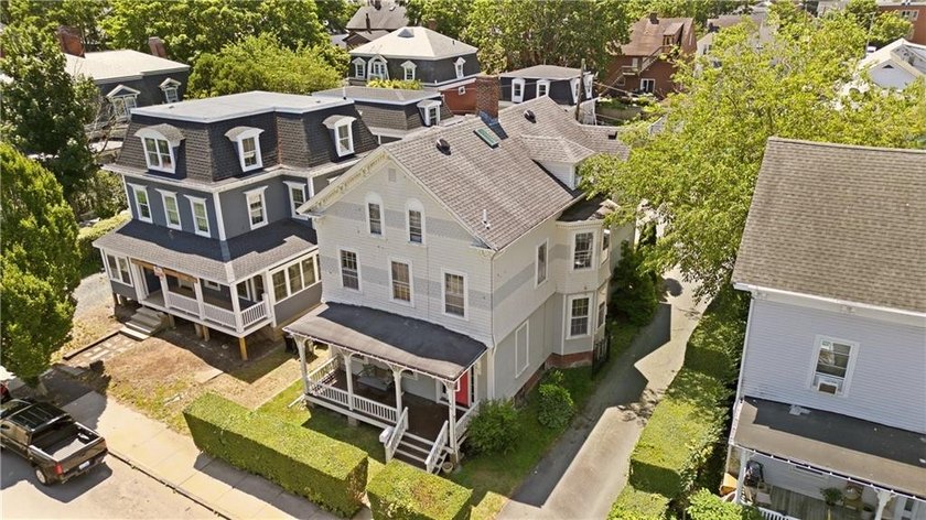 This stately 15-room residence, encompassing over 3,500 square - photo 36