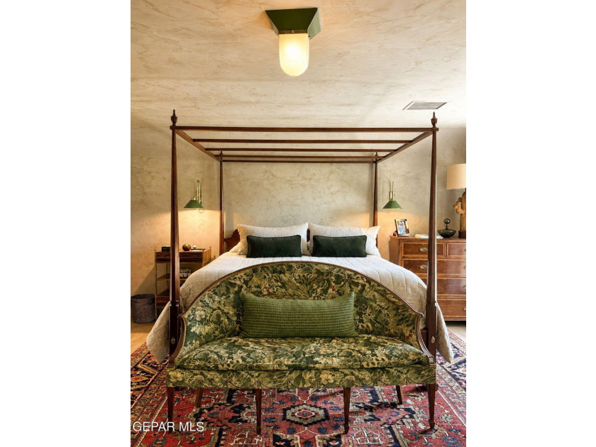 Experience timeless elegance and modern luxury in this - photo 46