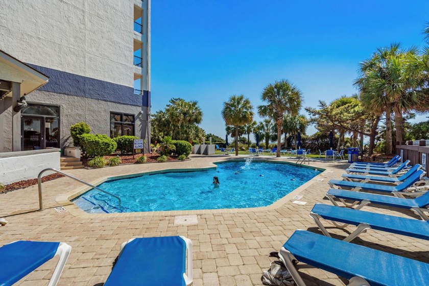 Direct Oceanfront One bedroom and One bathroom condo located at - photo 25
