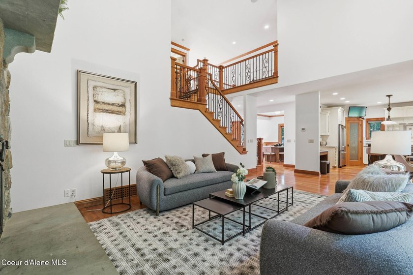 Located in the gated Hayden Lake Country Club Estates, this - photo 11