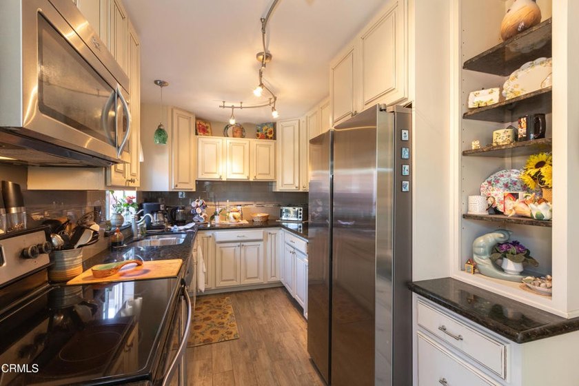 122 W Alta Green - photo 11