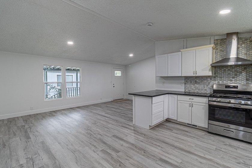 1263 W ROCK RIVER Rd S 1 - photo 3