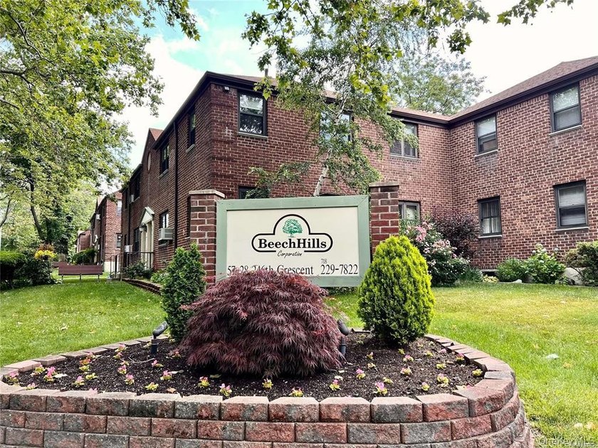 Located in the coveted Beech Hills community of - photo 2