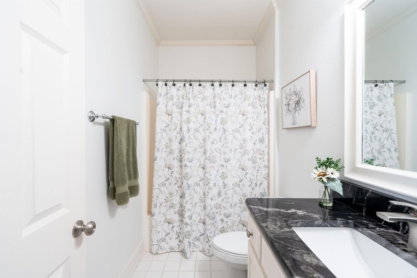 Experience refined living in this elegant 2-bedroom, 2-bath - photo 25