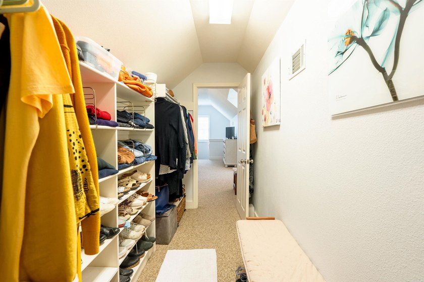 Experience refined living in this elegant 2-bedroom, 2-bath - photo 33