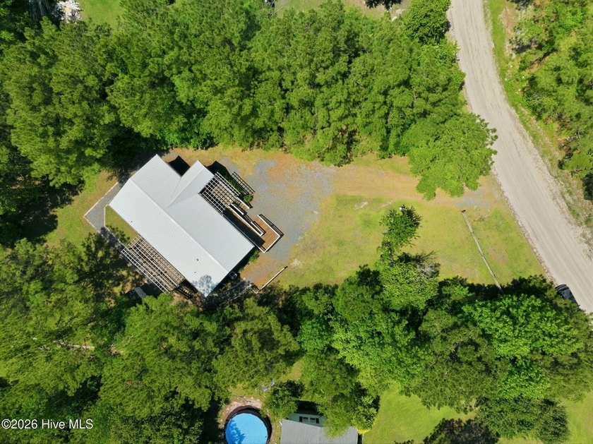 Better than new Modern Oasis on 1+ Acre in Hampstead &amp; No HOA in - photo 4