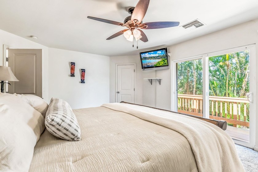 OFFERED BELOW APPRAISED VALUE. Welcome to 206 Oluea Circle, a - photo 18