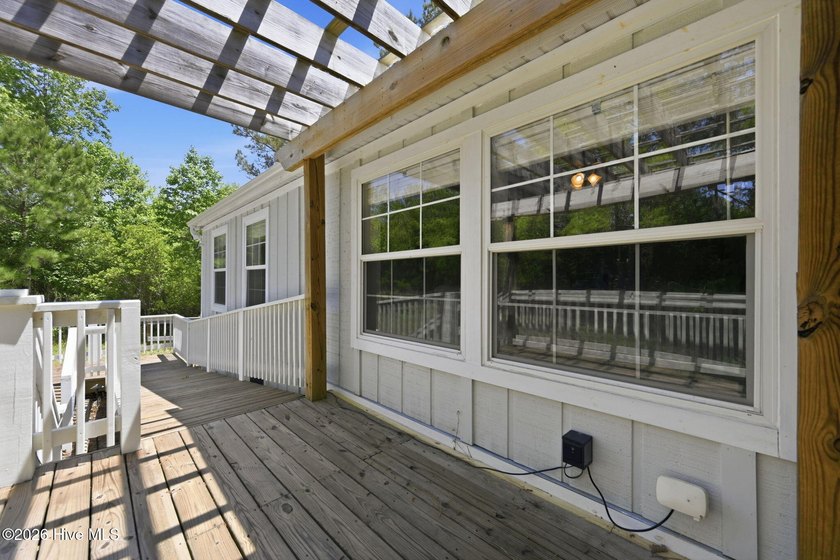 Better than new Modern Oasis on 1+ Acre in Hampstead &amp; No HOA in - photo 9