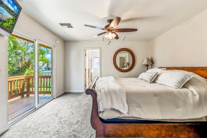 OFFERED BELOW APPRAISED VALUE. Welcome to 206 Oluea Circle, a - photo 19