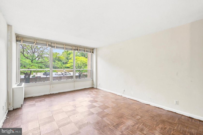This one bedroom two  bathroom condominium is priced to sell.  A - photo 7