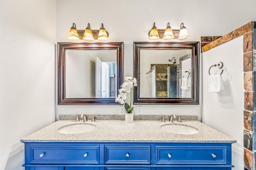OFFERED BELOW APPRAISED VALUE. Welcome to 206 Oluea Circle, a - photo 28