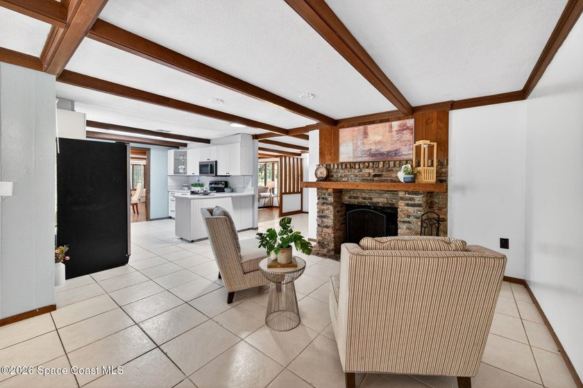 Welcome home to this charming 3 bedroom, 2 bath pool home on a - photo 31