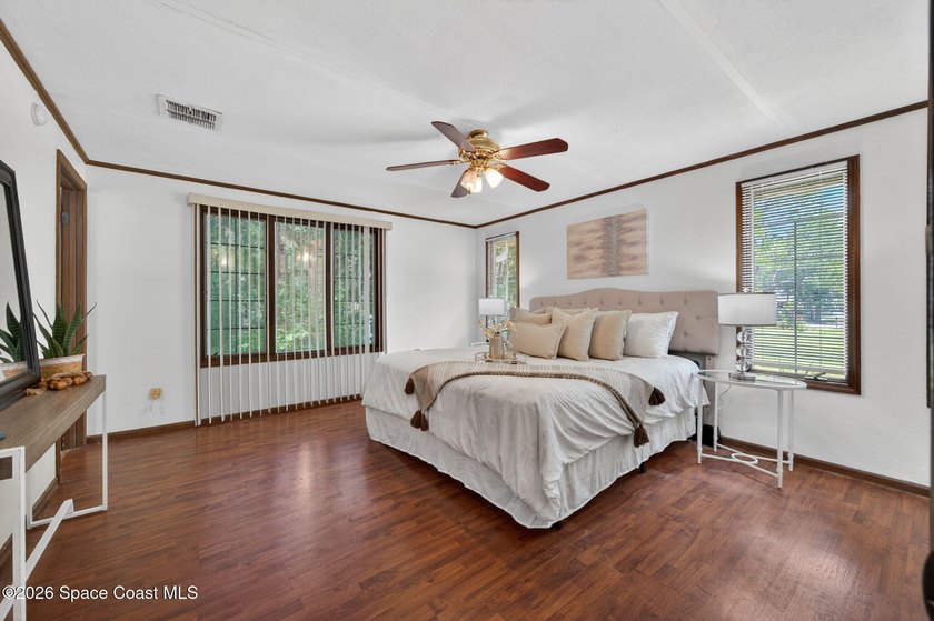 Welcome home to this charming 3 bedroom, 2 bath pool home on a - photo 37