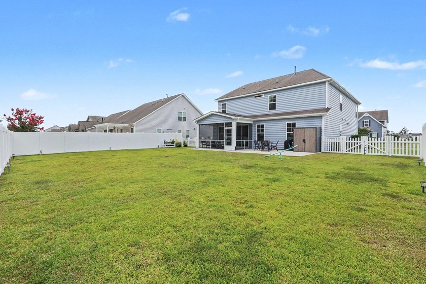 RARE -MAIN LEVEL PRIMARY SUITE ! Boasting over 3200 sq ft of - photo 29