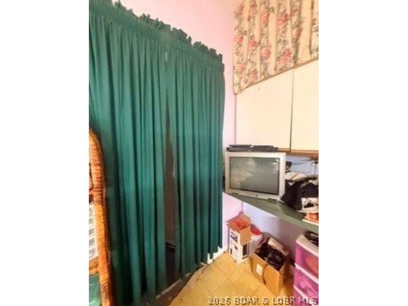 Investor special with serious potential! This property is in - photo 20
