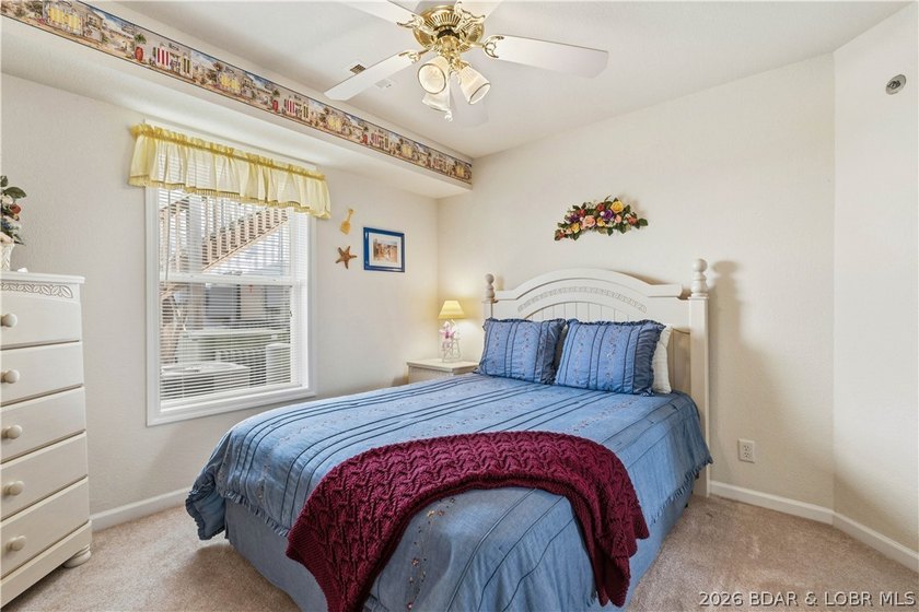 Rare opportunity at Lighthouse Landing! This fully furnished - photo 17