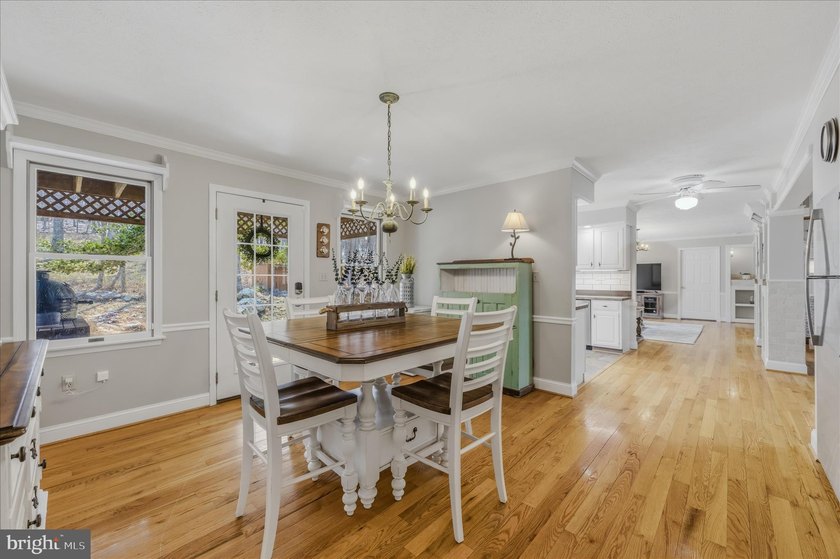 This custom Cape Cod offers approximately 2,600 square feet set - photo 24