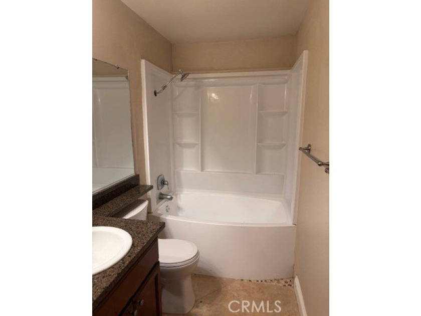Beautiful Lower Level 1 Bedroom, 1 Full Bathroom Condo, located - photo 5