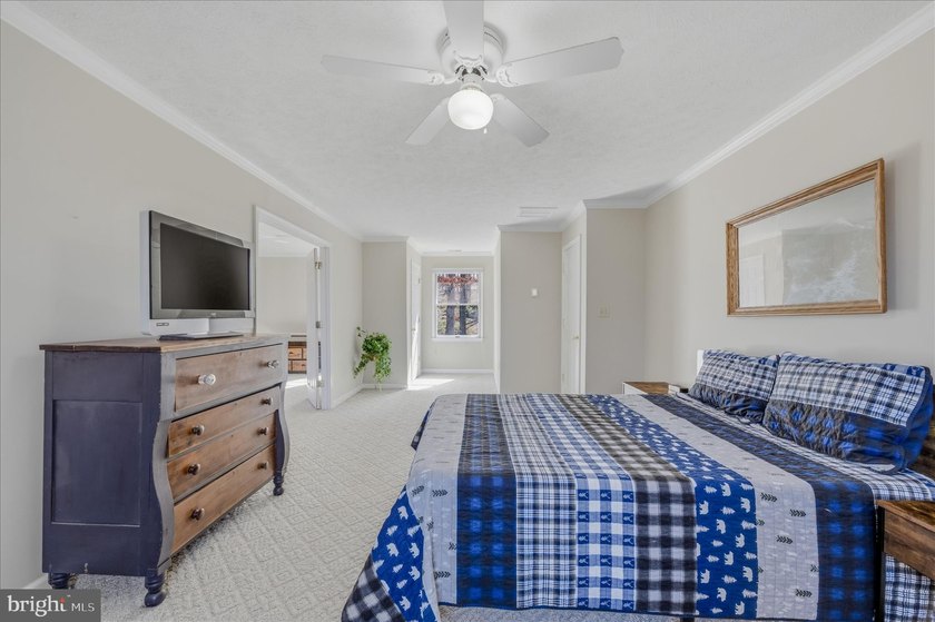 This custom Cape Cod offers approximately 2,600 square feet set - photo 33