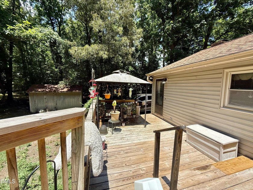 Welcome to your serene retreat in the heart of Rougemont, North - photo 6